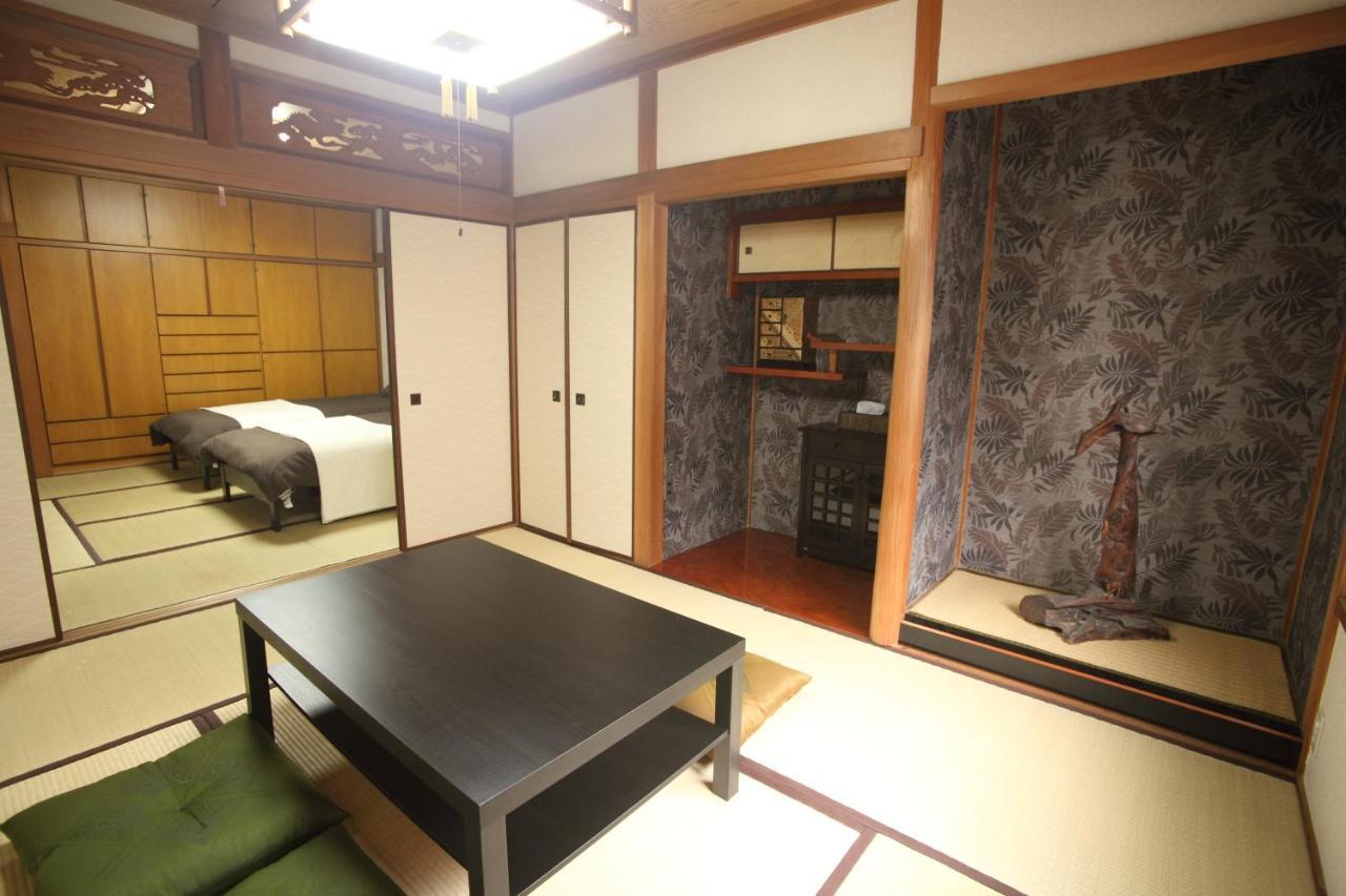 Guest House Futaba Osaka Exterior photo
