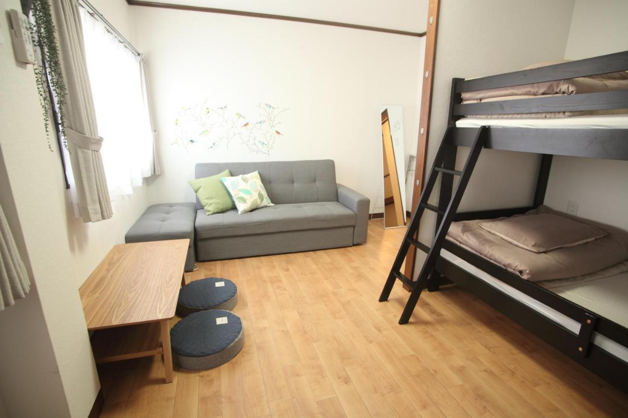 Guest House Futaba Osaka Exterior photo